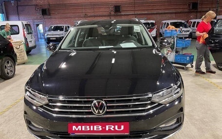 Volkswagen Passat B8 рестайлинг, 2023 год, 2 592 000 рублей, 2 фотография