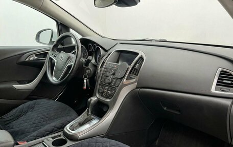 Opel Astra J, 2011 год, 599 999 рублей, 7 фотография