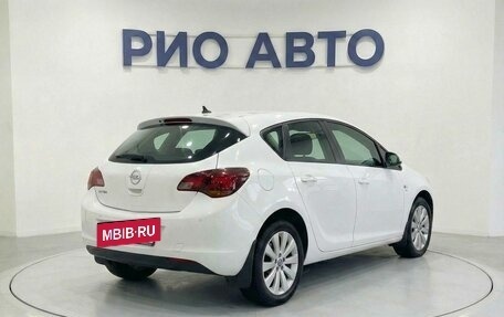 Opel Astra J, 2011 год, 599 999 рублей, 5 фотография