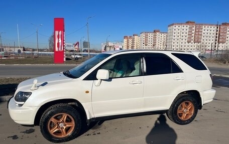 Toyota Harrier, 1999 год, 730 000 рублей, 6 фотография