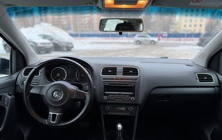 Volkswagen Polo VI (EU Market), 2011 год, 740 000 рублей, 13 фотография