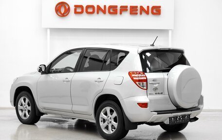 Toyota RAV4, 2011 год, 1 049 000 рублей, 4 фотография