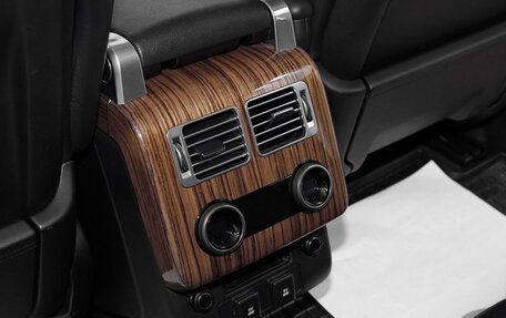 Land Rover Range Rover IV рестайлинг, 2018 год, 5 499 000 рублей, 14 фотография