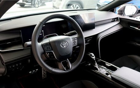 Toyota Camry, 2025 год, 4 950 000 рублей, 11 фотография