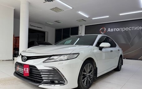 Toyota Camry, 2021 год, 3 200 000 рублей, 4 фотография