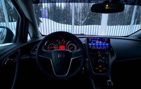 Opel Astra J, 2013 год, 749 000 рублей, 11 фотография