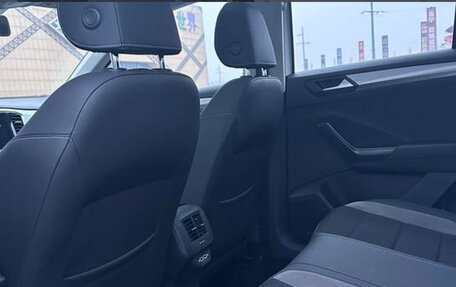 Volkswagen T-Roc I, 2021 год, 1 700 000 рублей, 8 фотография