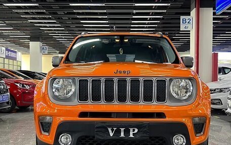 Jeep Renegade I рестайлинг, 2022 год, 1 280 000 рублей, 2 фотография