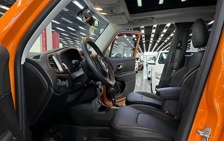Jeep Renegade I рестайлинг, 2022 год, 1 280 000 рублей, 6 фотография