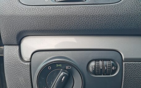 Volkswagen Golf VI, 2011 год, 750 000 рублей, 18 фотография