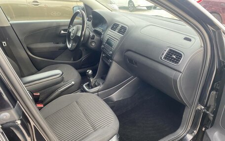 Volkswagen Polo VI (EU Market), 2013 год, 790 000 рублей, 17 фотография