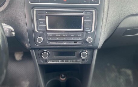 Volkswagen Polo VI (EU Market), 2013 год, 790 000 рублей, 21 фотография