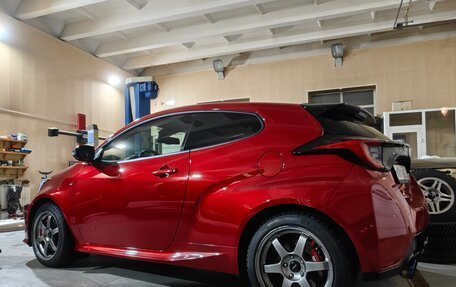 Toyota Yaris, 2022 год, 4 500 000 рублей, 5 фотография