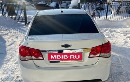 Chevrolet Cruze II, 2011 год, 680 000 рублей, 7 фотография