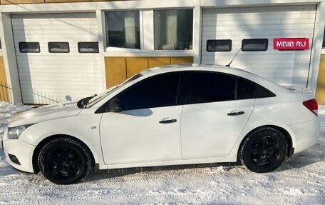 Chevrolet Cruze II, 2011 год, 680 000 рублей, 8 фотография