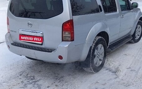 Nissan Pathfinder, 2007 год, 950 000 рублей, 3 фотография