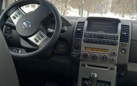 Nissan Pathfinder, 2007 год, 950 000 рублей, 13 фотография