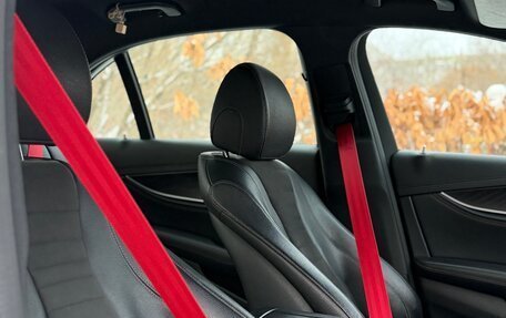 Mercedes-Benz E-Класс, 2019 год, 3 200 000 рублей, 9 фотография