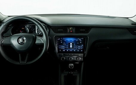 Skoda Octavia, 2018 год, 1 448 000 рублей, 7 фотография