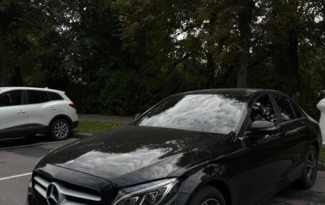 Mercedes-Benz C-Класс, 2017 год, 2 450 000 рублей, 4 фотография