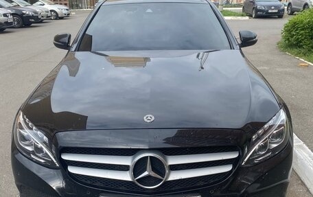 Mercedes-Benz C-Класс, 2017 год, 2 450 000 рублей, 2 фотография