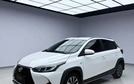 Toyota Yaris XP150 рестайлинг, 2022 год, 1 038 017 рублей, 1 фотография