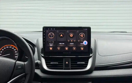 Toyota Yaris XP150 рестайлинг, 2022 год, 1 038 017 рублей, 15 фотография