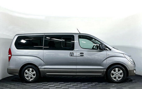 Hyundai H-1 II рестайлинг, 2015 год, 2 097 000 рублей, 4 фотография