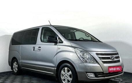 Hyundai H-1 II рестайлинг, 2015 год, 2 097 000 рублей, 3 фотография