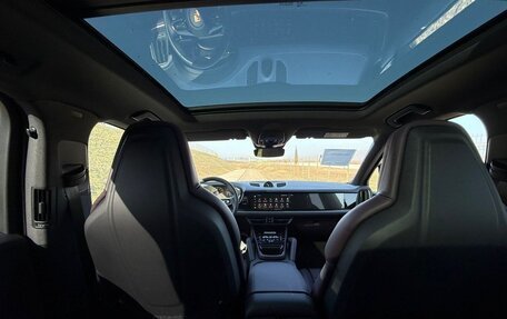 Porsche Cayenne III, 2025 год, 18 700 000 рублей, 26 фотография