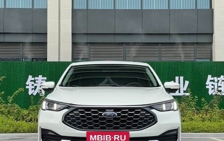 Ford Escort, 2022 год, 1 150 000 рублей, 2 фотография