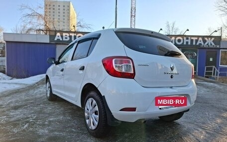 Renault Sandero II рестайлинг, 2016 год, 699 999 рублей, 3 фотография