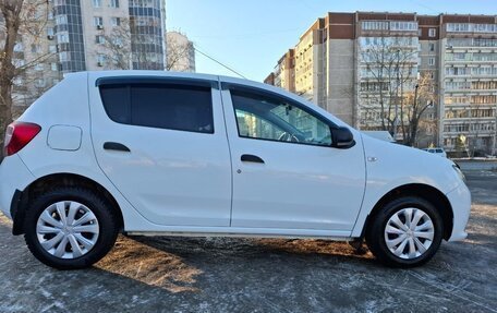 Renault Sandero II рестайлинг, 2016 год, 699 999 рублей, 6 фотография