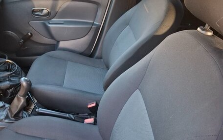 Renault Sandero II рестайлинг, 2016 год, 699 999 рублей, 9 фотография