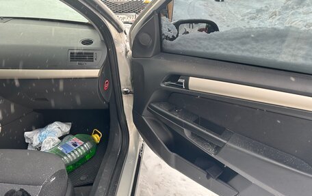 Opel Astra H, 2008 год, 550 000 рублей, 10 фотография