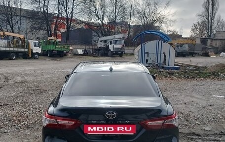 Toyota Camry, 2018 год, 2 500 000 рублей, 2 фотография