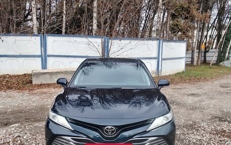 Toyota Camry, 2018 год, 2 500 000 рублей, 9 фотография