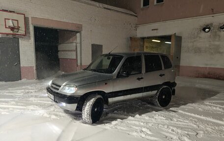 Chevrolet Niva I рестайлинг, 2003 год, 249 000 рублей, 4 фотография