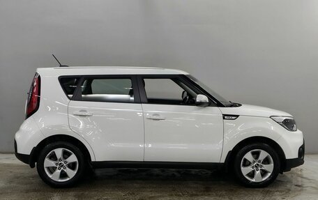 KIA Soul II рестайлинг, 2018 год, 1 570 000 рублей, 4 фотография