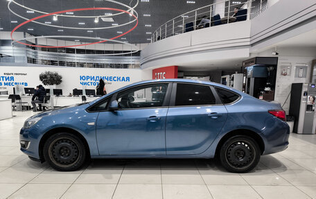 Opel Astra J, 2013 год, 830 000 рублей, 10 фотография