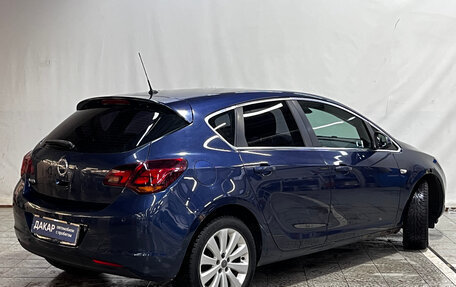 Opel Astra J, 2010 год, 570 000 рублей, 3 фотография