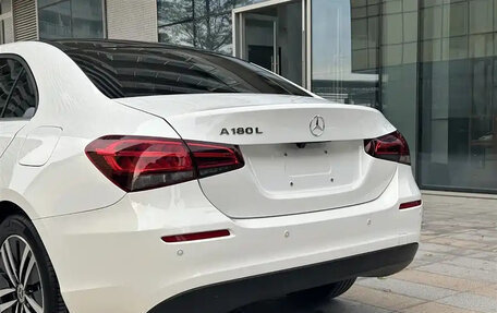 Mercedes-Benz A-Класс, 2022 год, 1 975 213 рублей, 10 фотография