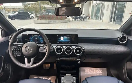 Mercedes-Benz A-Класс, 2022 год, 1 975 213 рублей, 16 фотография