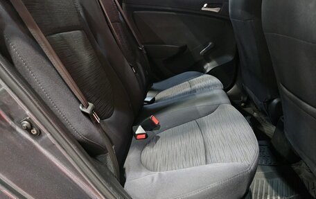 Hyundai Solaris II рестайлинг, 2014 год, 865 000 рублей, 12 фотография