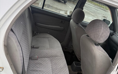 Nissan March II, 2001 год, 230 000 рублей, 6 фотография