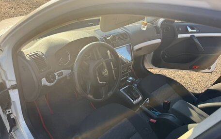 Skoda Octavia, 2011 год, 650 000 рублей, 3 фотография