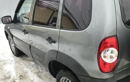 Chevrolet Niva I рестайлинг, 2013 год, 550 000 рублей, 5 фотография