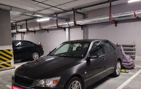 Lexus IS II рестайлинг 2, 2004 год, 850 000 рублей, 1 фотография