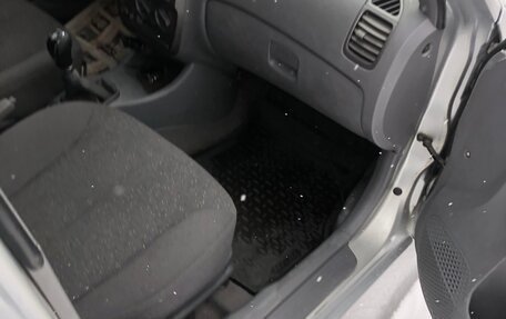 Hyundai Accent II, 2005 год, 385 000 рублей, 10 фотография