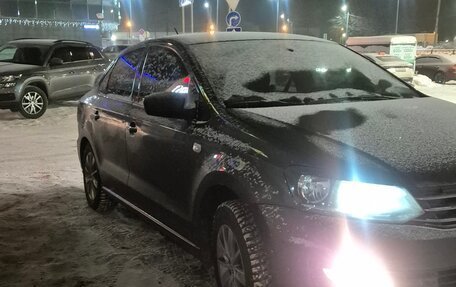 Volkswagen Polo VI (EU Market), 2015 год, 860 000 рублей, 2 фотография